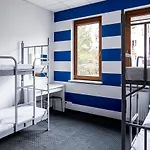 Inbed אכסניה *