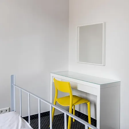 Inbed Warsaw